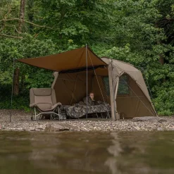Abri Avid Carp Revolve Screen House Compact