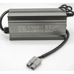 Chargeur Lithium Voltacase Lifepo4 14.6V 30A Pour Valise 105Ah/210Ah/280Ah